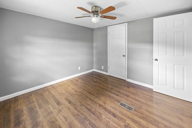4455 Browning Branch Rd, Bethpage, TN 37022