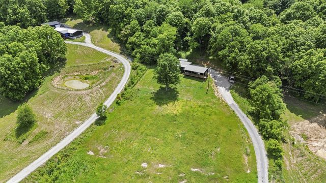 4455 Browning Branch Rd, Bethpage, TN 37022