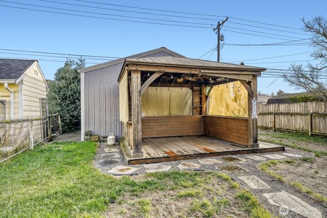 6013 S Pine Street, Tacoma, WA 98409