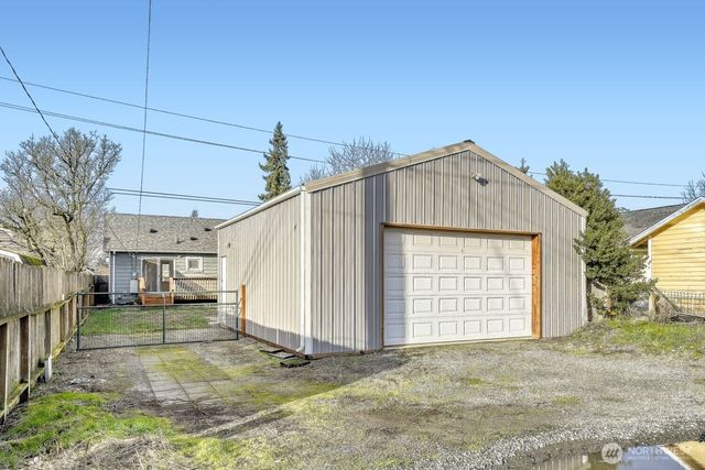 6013 S Pine Street, Tacoma, WA 98409