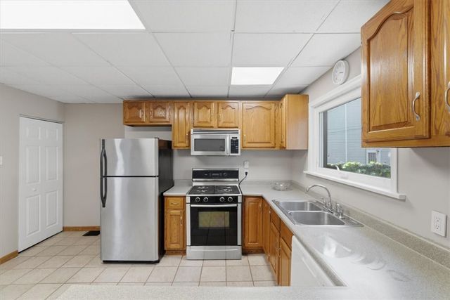 3914 Clement Way, Bloomfield, PA 15224
