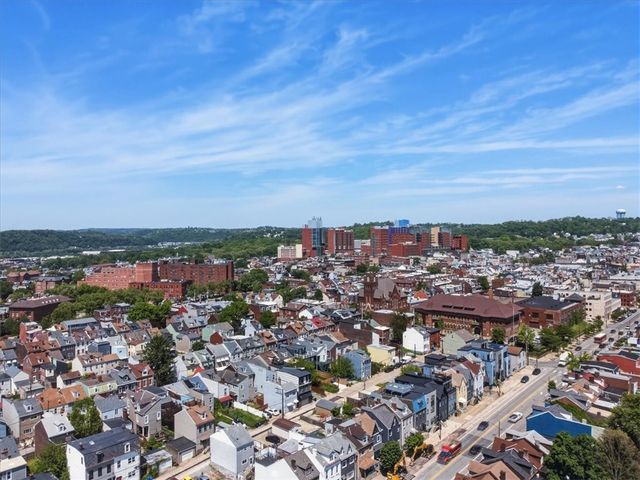 3914 Clement Way, Bloomfield, PA 15224