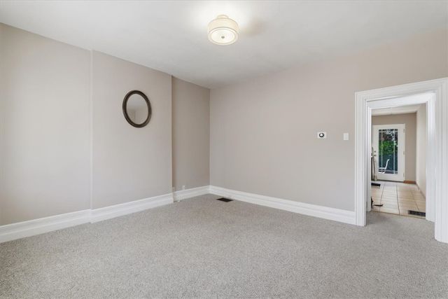 3914 Clement Way, Bloomfield, PA 15224