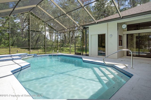 9501 Bearfoot Trail, Spring Hill, FL 34613