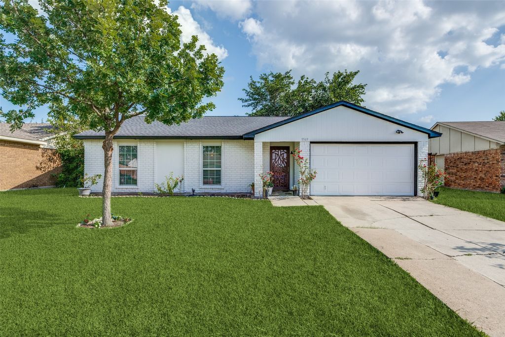 5569 Ragan Drive, The Colony, TX 75056