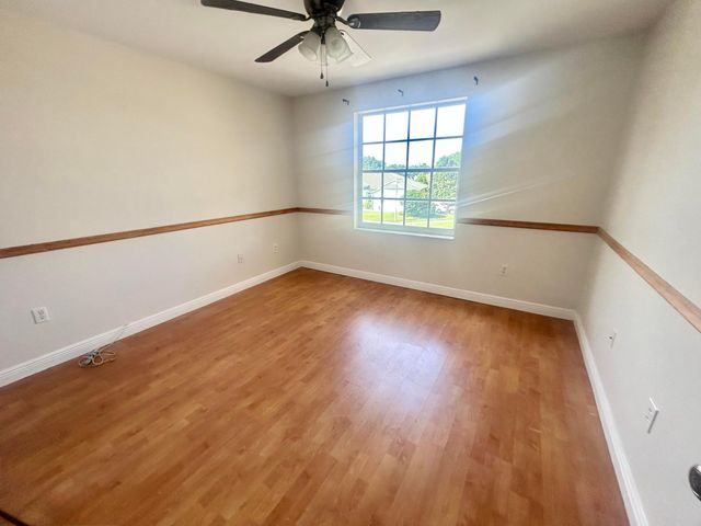 127 Saratoga Boulevard W, Royal Palm Beach, FL 33411