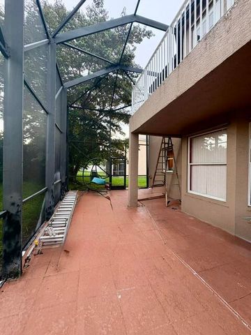 127 Saratoga Boulevard W, Royal Palm Beach, FL 33411