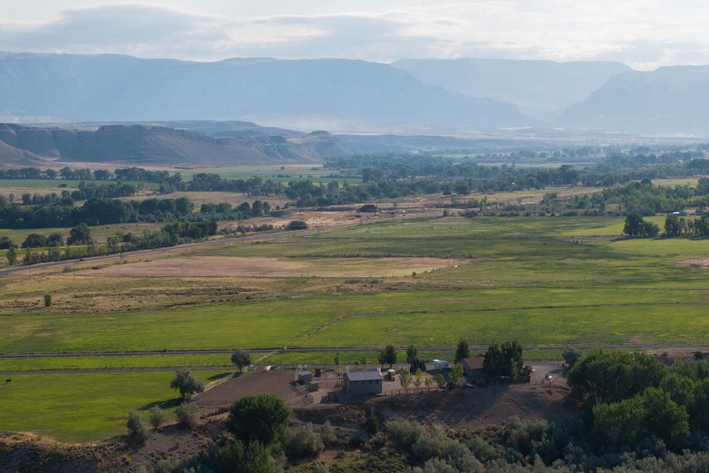 610 US HWY 14, Greybull, WY 82426 photo 2