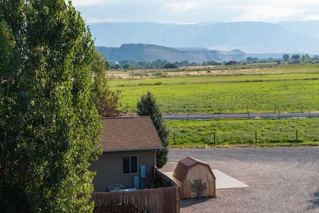 610 US HWY 14, Greybull, WY 82426 photo 21