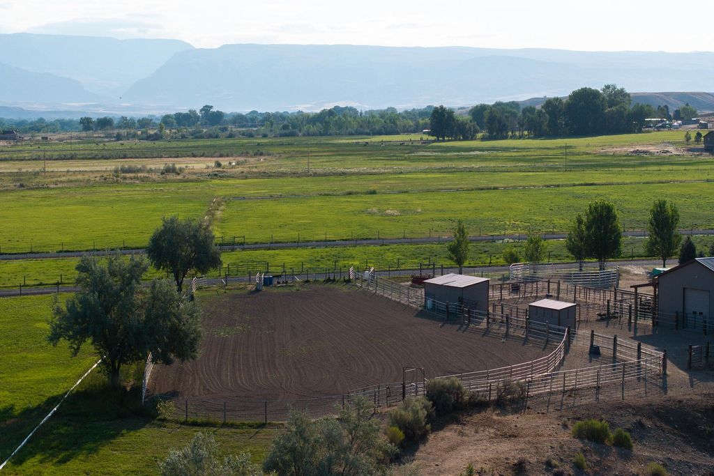 610 US HWY 14, Greybull, WY 82426 photo 53