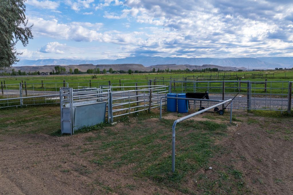 610 US HWY 14, Greybull, WY 82426 photo 54