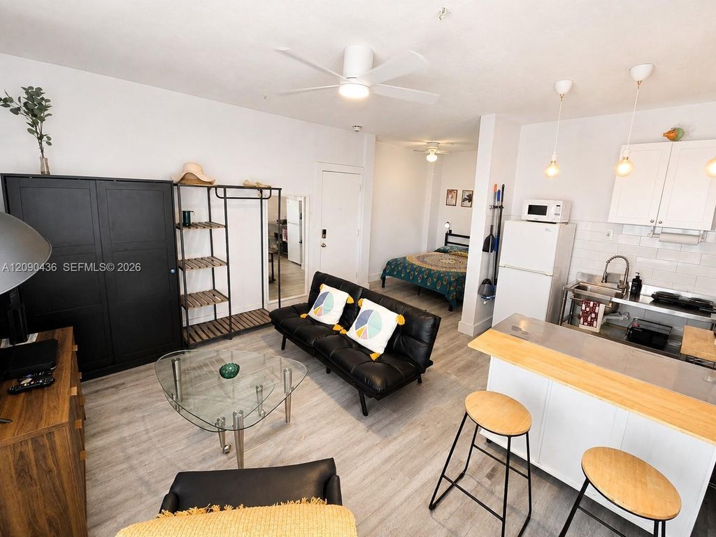 3710 Collins Avenue N-309, Miami Beach, FL 33140