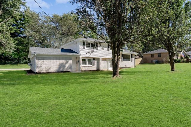 402 Holston Dr, Smyrna, TN 37167