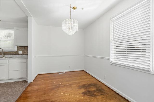 402 Holston Dr, Smyrna, TN 37167