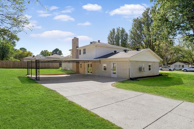 402 Holston Dr, Smyrna, TN 37167
