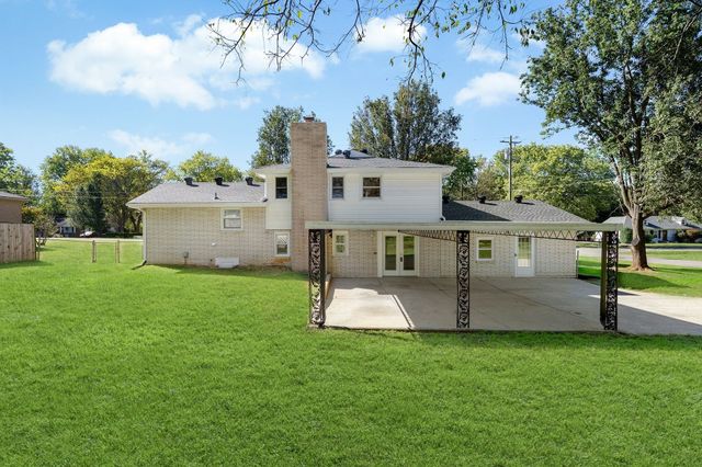 402 Holston Dr, Smyrna, TN 37167