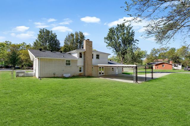 402 Holston Dr, Smyrna, TN 37167
