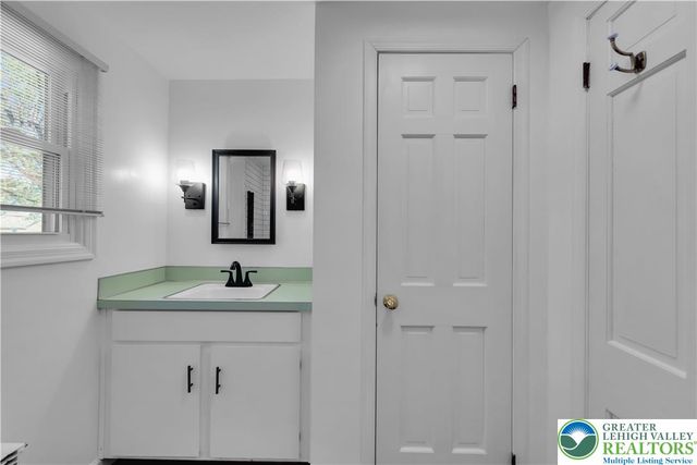 2230 Kemmerer Street, Bethlehem City, PA 18017