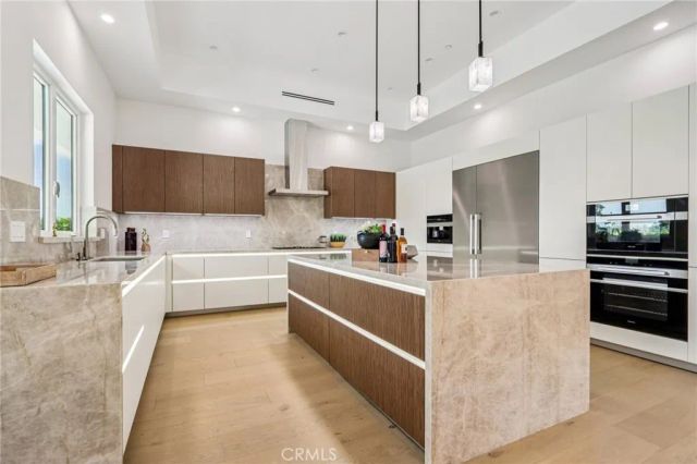 10511 Mary Bell Avenue, Shadow Hills, CA 91040