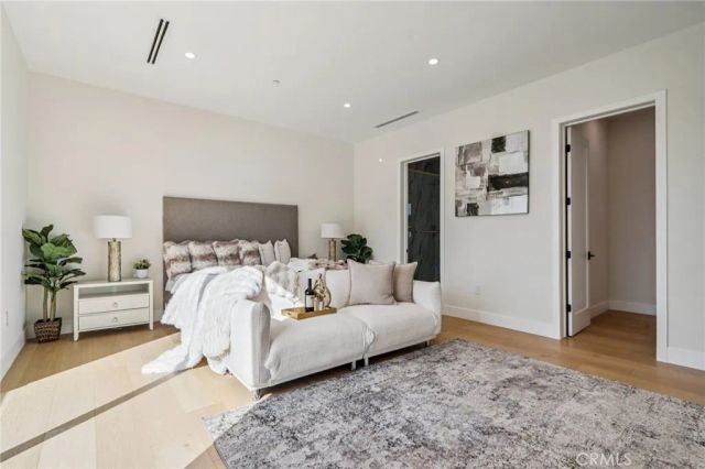 10511 Mary Bell Avenue, Shadow Hills, CA 91040