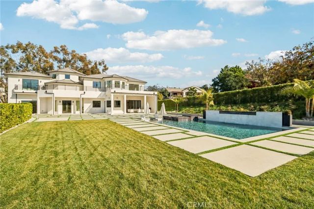 10511 Mary Bell Avenue, Shadow Hills, CA 91040