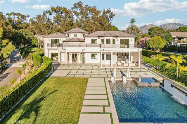 10511 Mary Bell Avenue, Shadow Hills, CA 91040