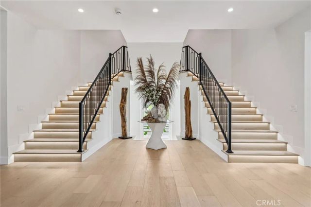 10511 Mary Bell Avenue, Shadow Hills, CA 91040