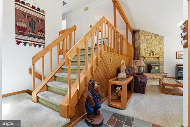 1160 CAMP SKYMOUNT RD, Green Lane, PA 18054