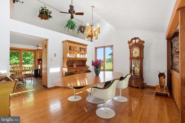 1160 CAMP SKYMOUNT RD, Green Lane, PA 18054