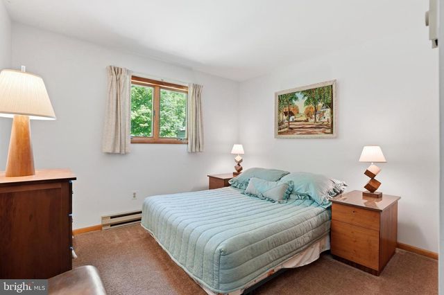 1160 CAMP SKYMOUNT RD, Green Lane, PA 18054