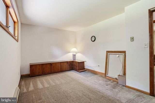 1160 CAMP SKYMOUNT RD, Green Lane, PA 18054
