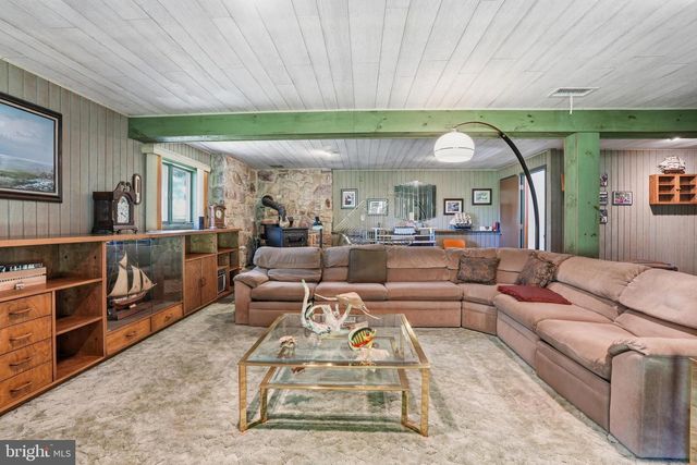 1160 CAMP SKYMOUNT RD, Green Lane, PA 18054