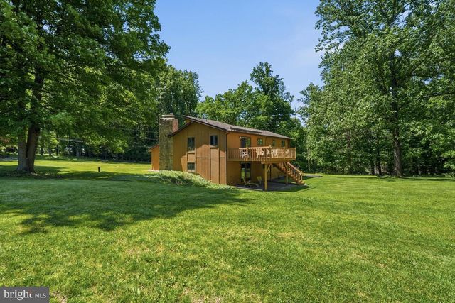 1160 CAMP SKYMOUNT RD, Green Lane, PA 18054