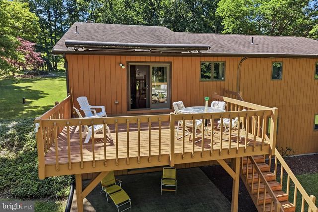 1160 CAMP SKYMOUNT RD, Green Lane, PA 18054