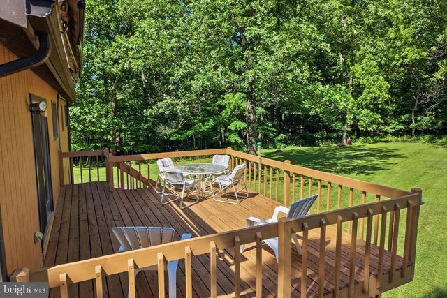 1160 CAMP SKYMOUNT RD, Green Lane, PA 18054