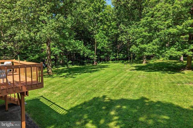 1160 CAMP SKYMOUNT RD, Green Lane, PA 18054
