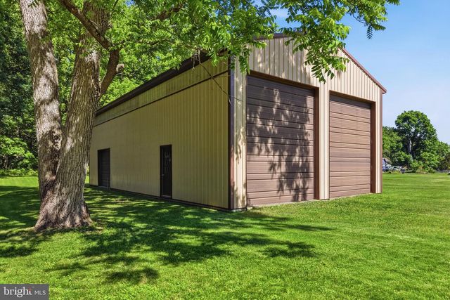 1160 CAMP SKYMOUNT RD, Green Lane, PA 18054