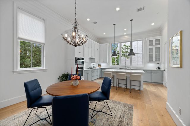 1270 Wood Hollow Drive, Houston, TX 77057