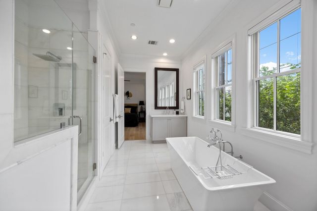 1270 Wood Hollow Drive, Houston, TX 77057