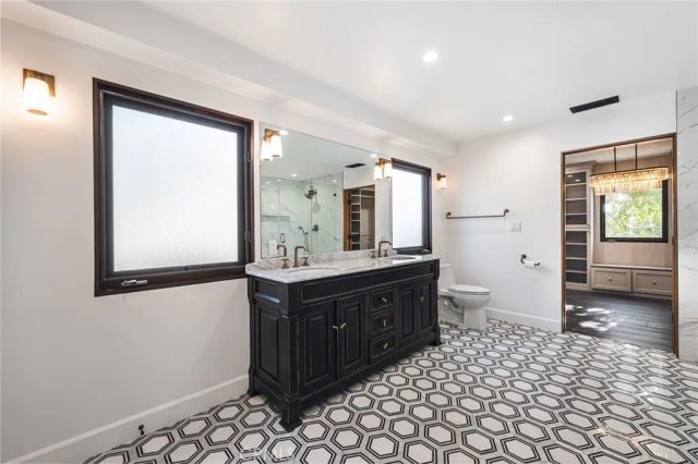 5022 Ranchito, Sherman Oaks, CA 91423