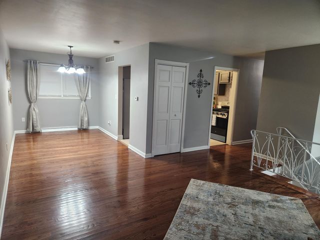 2172 Chase Street, Gary, IN 46404