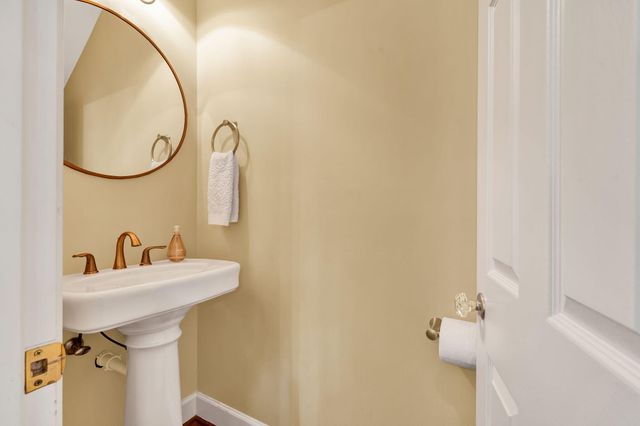 1414 Heritage Landing Drive, Chattanooga, TN 37405
