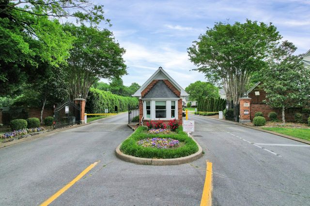 1414 Heritage Landing Drive, Chattanooga, TN 37405