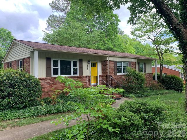 422 Fieldstone Road, Mooresville, NC 28115