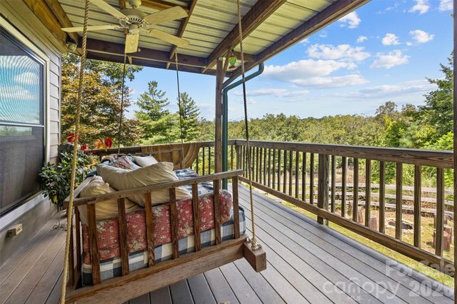 250 Burt Blackwell Road, Mill Spring, NC 28756