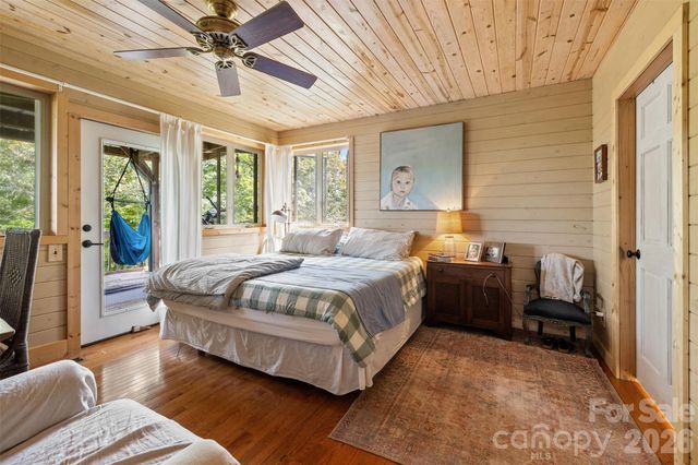 250 Burt Blackwell Road, Mill Spring, NC 28756