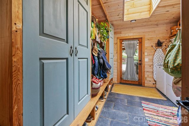 250 Burt Blackwell Road, Mill Spring, NC 28756