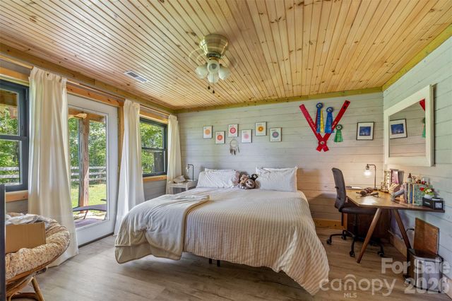 250 Burt Blackwell Road, Mill Spring, NC 28756