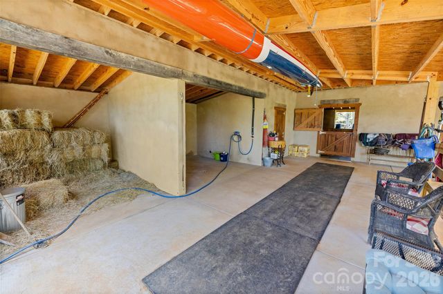 250 Burt Blackwell Road, Mill Spring, NC 28756