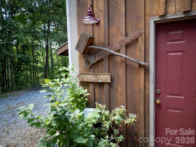 250 Burt Blackwell Road, Mill Spring, NC 28756